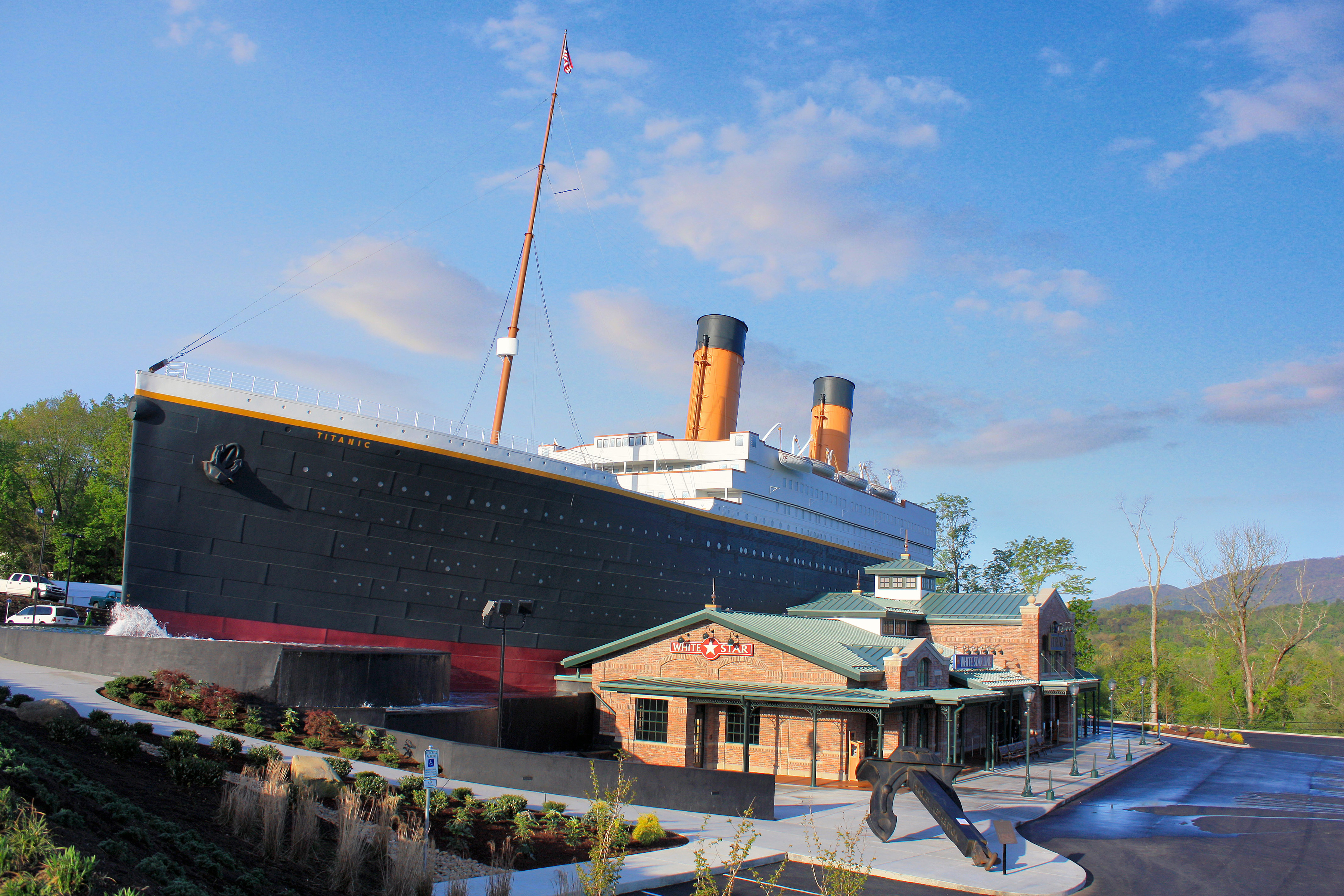 Titanic Museum in Pigeon Forge - Diaries of a Domestic Goddess