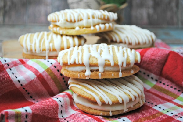 pina colada flavored whoopie pies